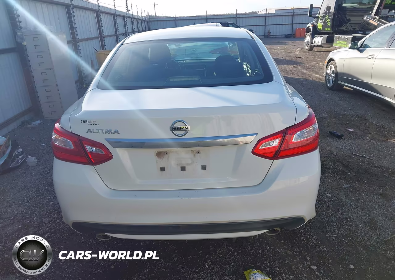2016 Nissan Altima 2.5 S VIN:1N4AL3AP5GN344743 - 16