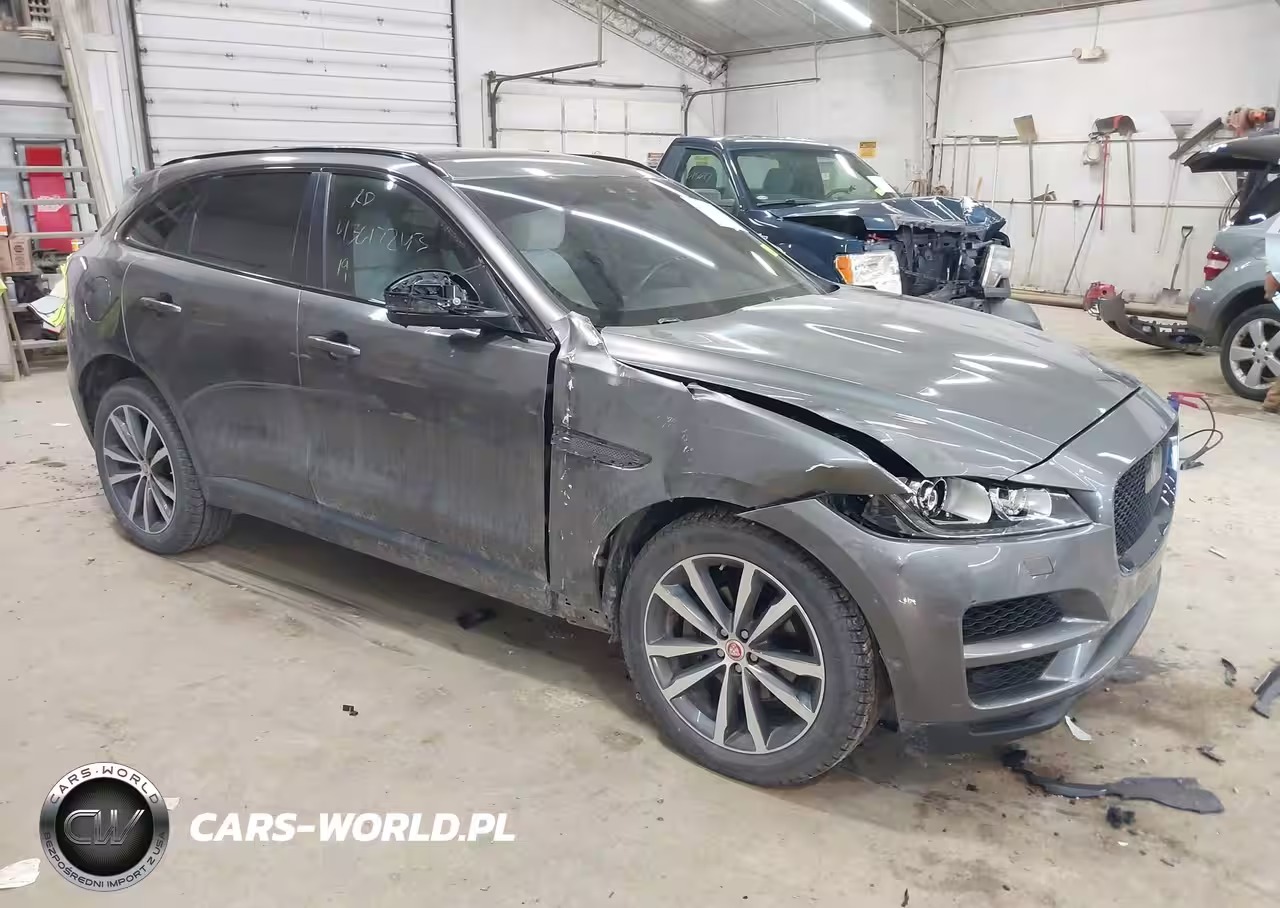 2019 Jaguar F-Pace 25T Prestige