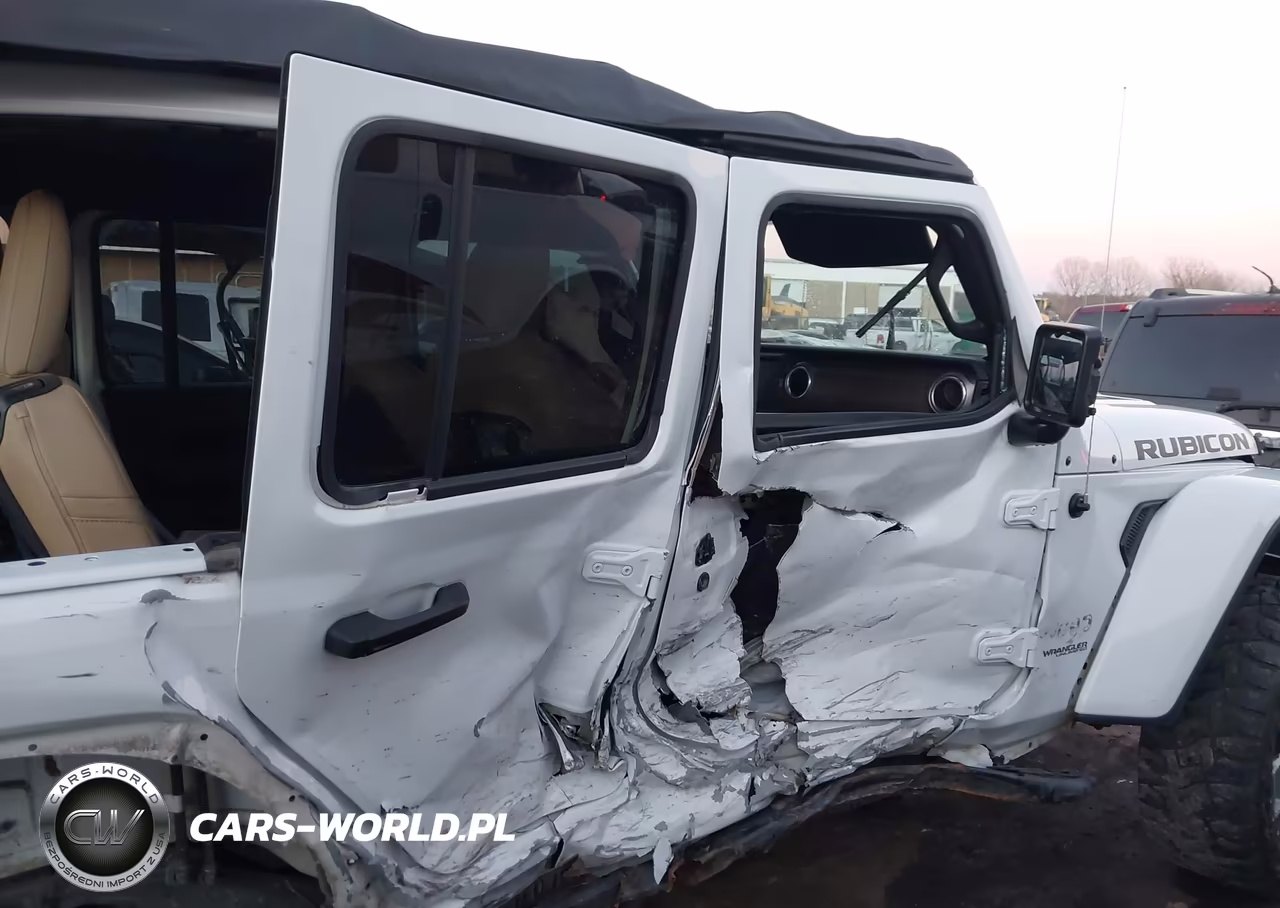 2018 Jeep Wrangler Unlimited Rubicon 4X4 VIN:1C4HJXFG8JW208512 - 6