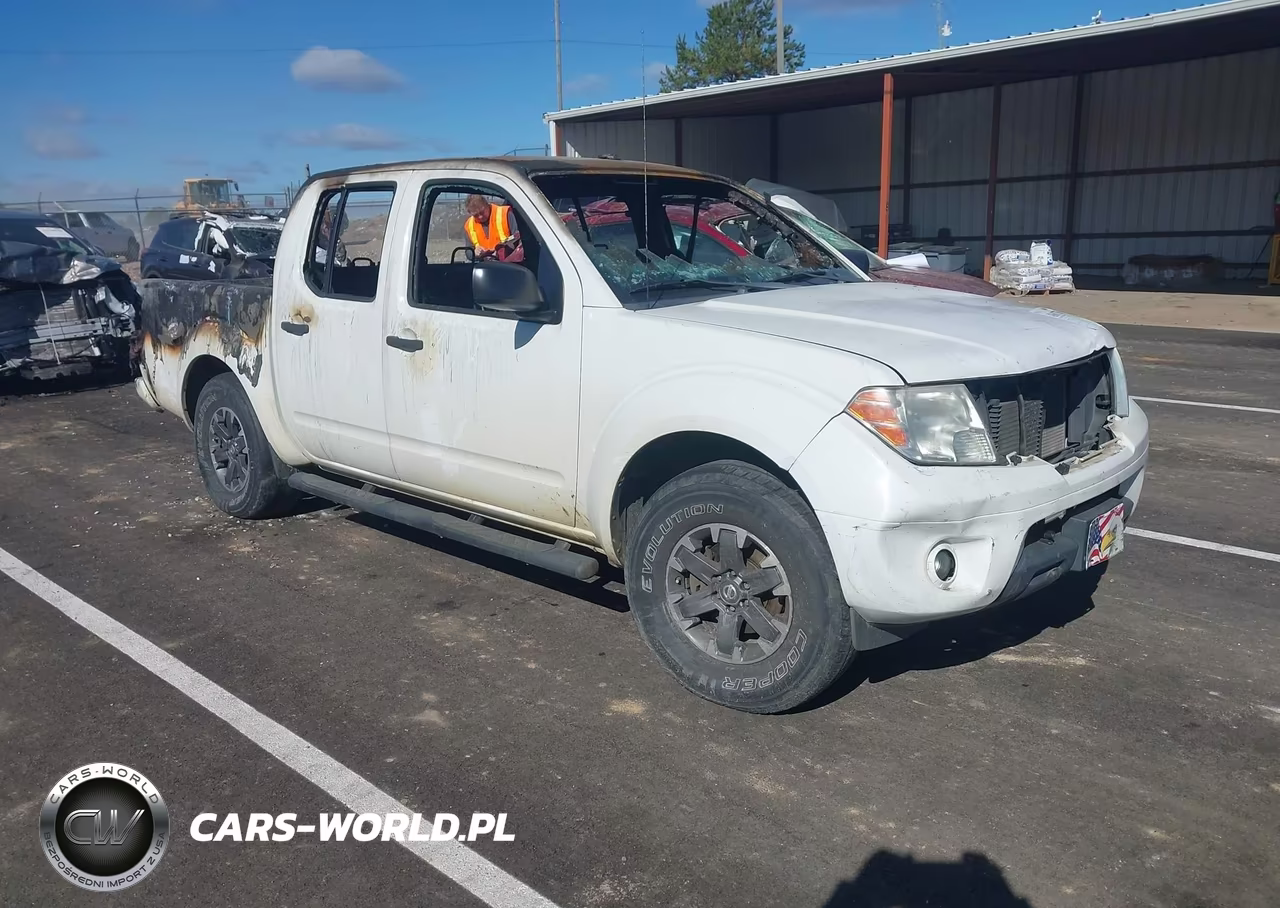 2014 Nissan Frontier Desert Runner