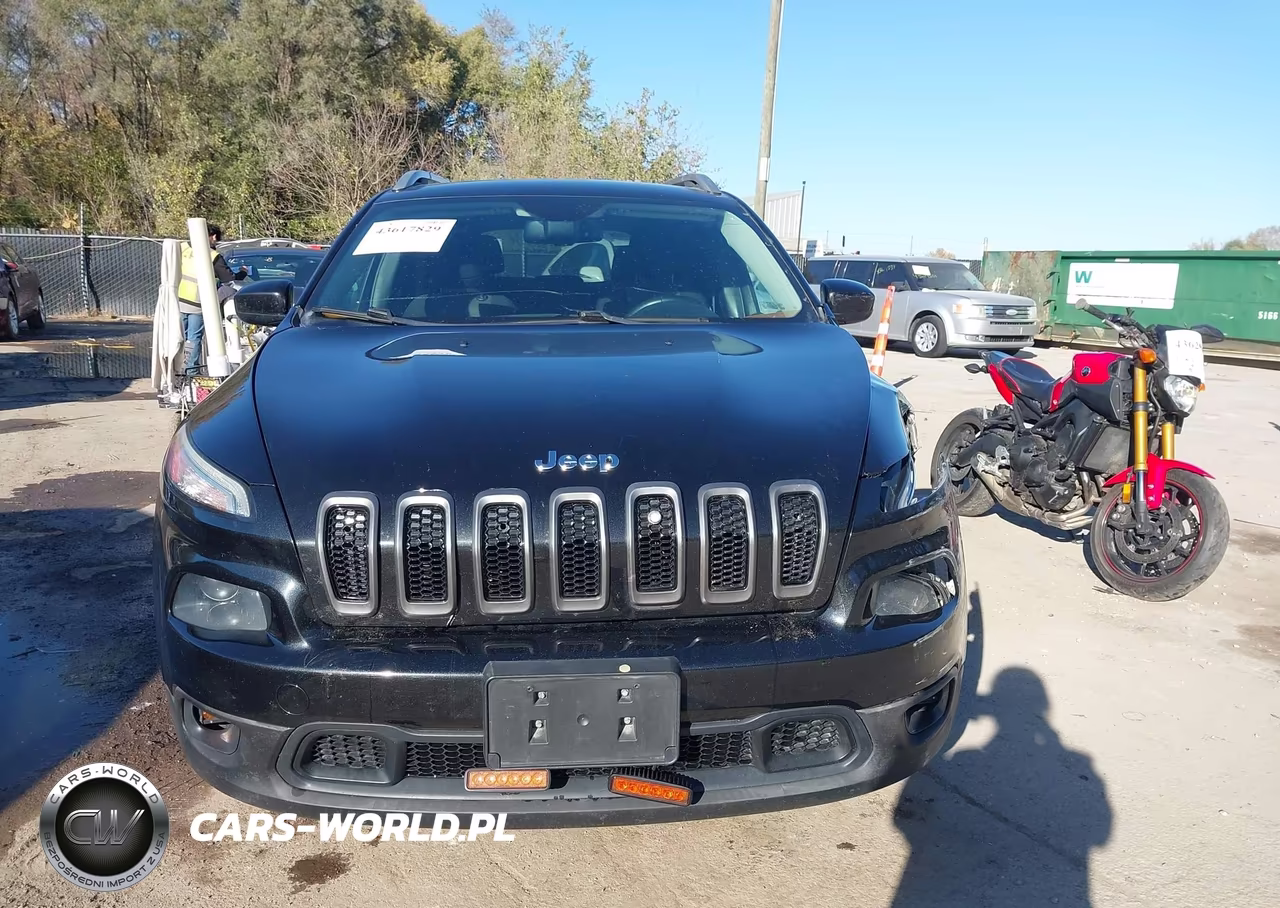 2014 Jeep Cherokee Latitude VIN:1C4PJMCB6EW311422 - 12