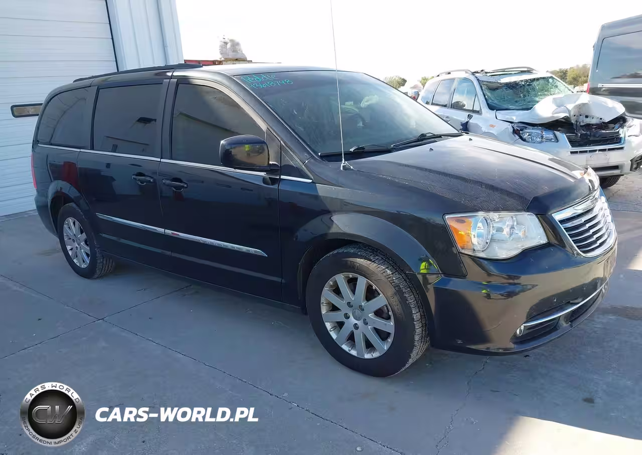 2016 Chrysler Town & Country Touring