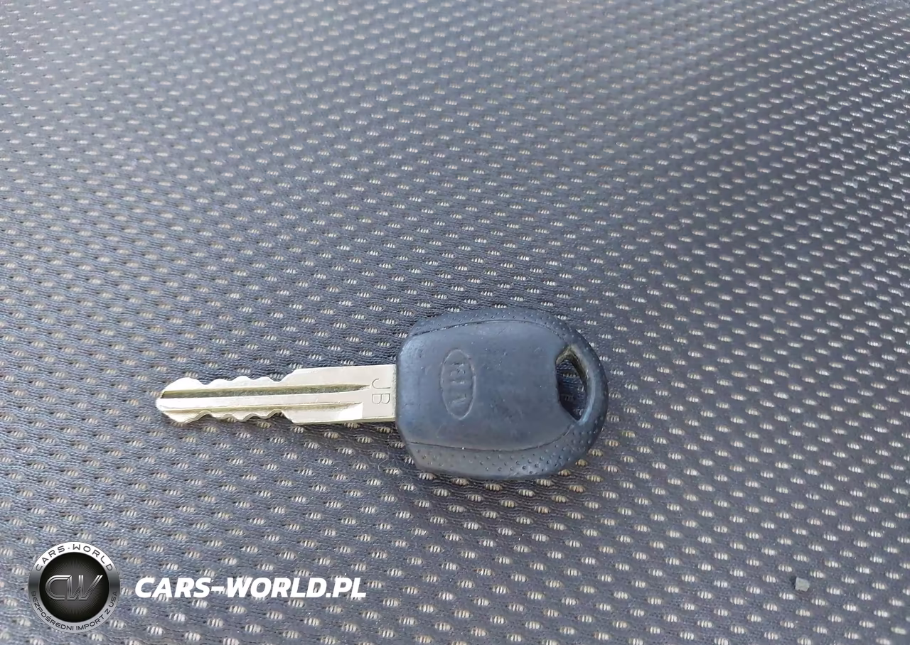 2008 Kia Rio VIN:KNADE123X86348331 - 11