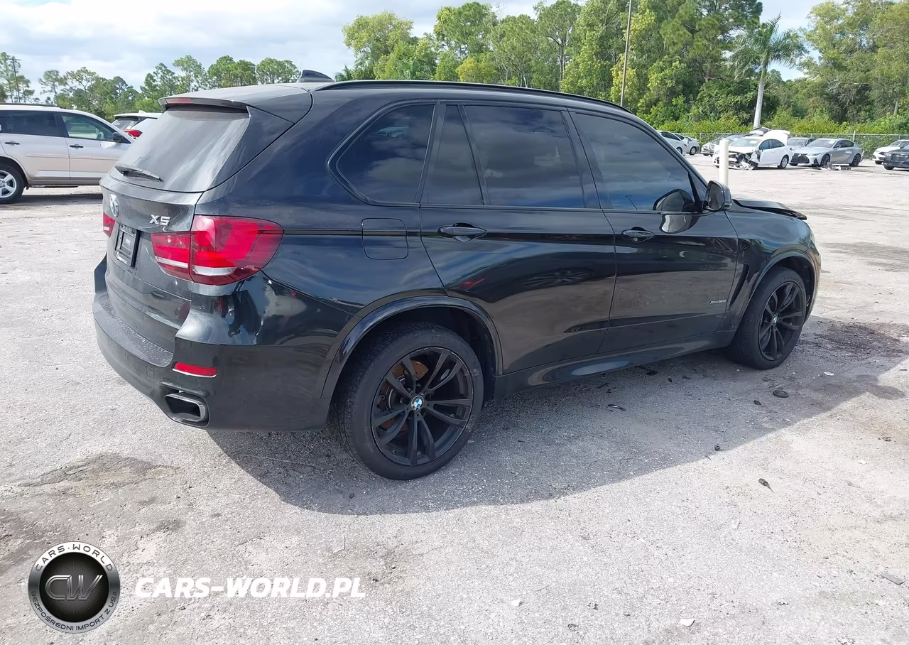 2018 BMW X5 xDrive50I VIN:5UXKR6C57J0U15034 - 4