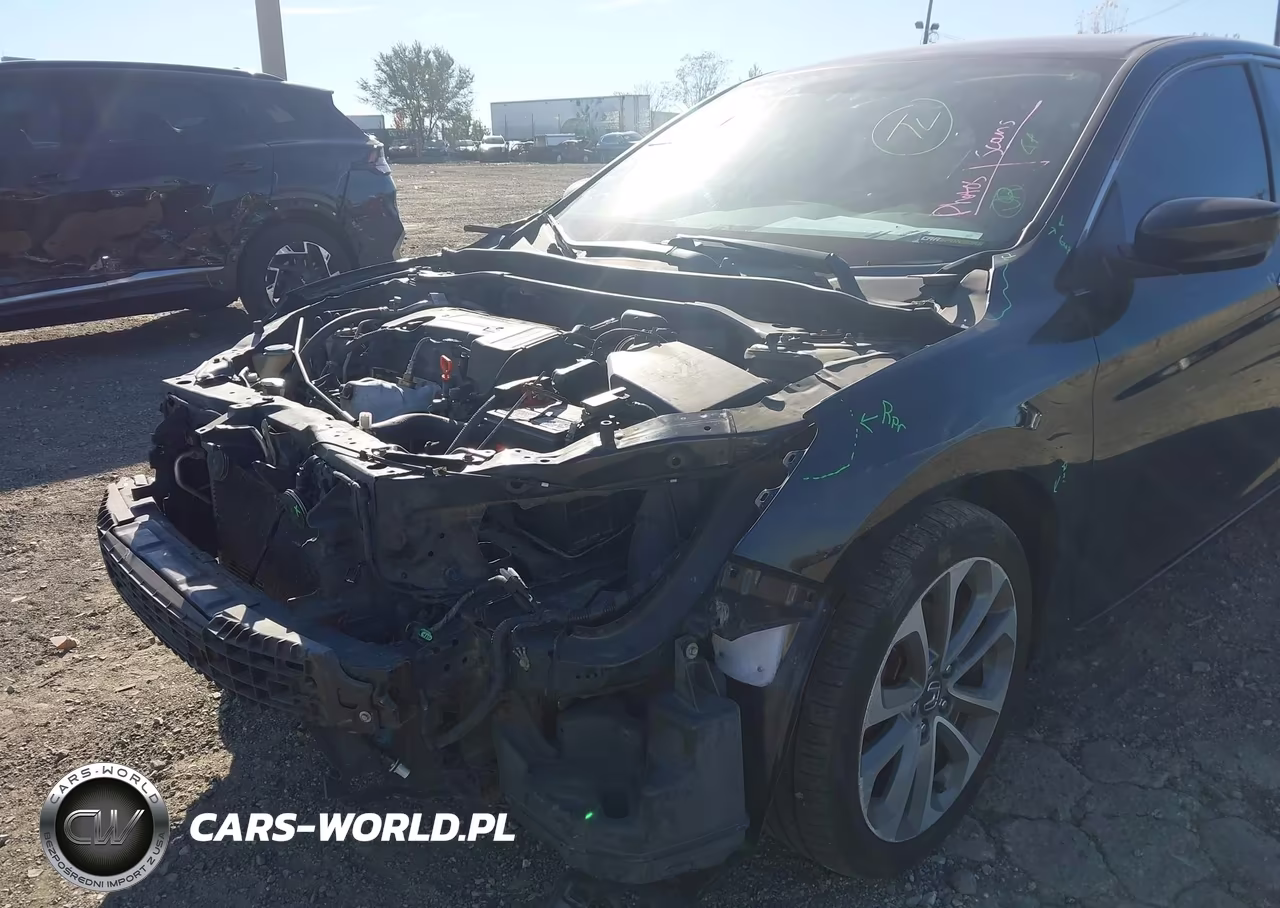 2015 Honda Accord Sport VIN:1HGCR2F59FA228634 - 17