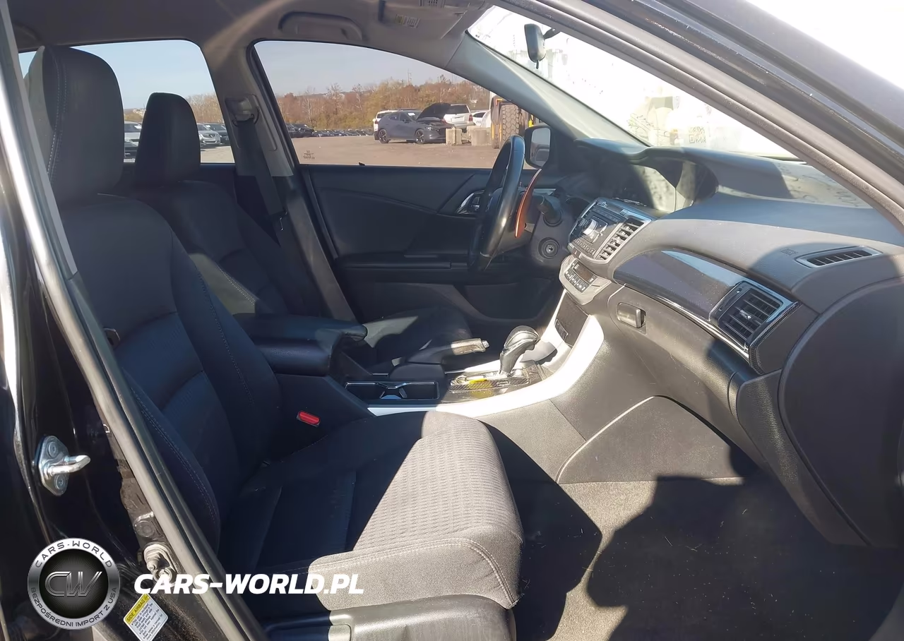 2015 Honda Accord Sport VIN:1HGCR2F59FA228634 - 5