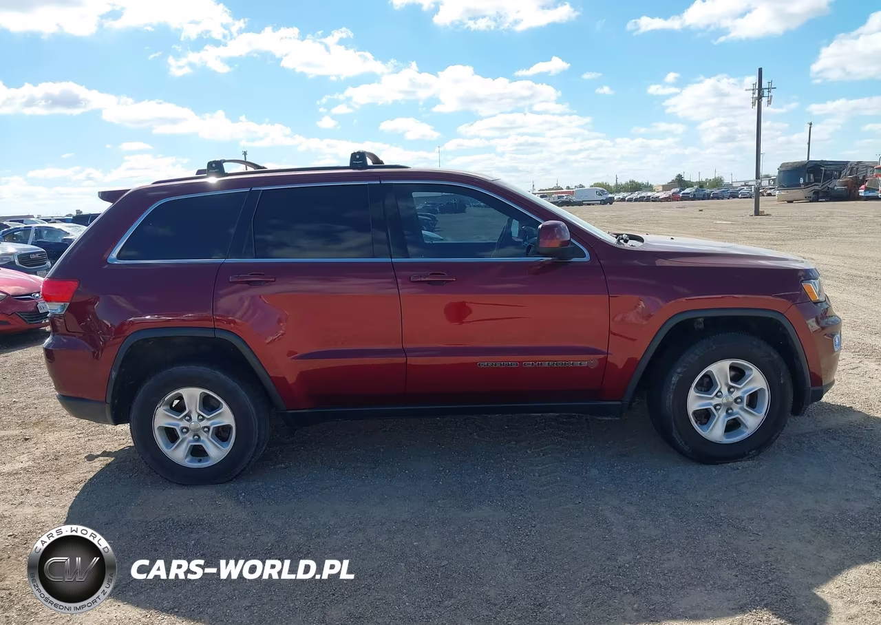 2017 Jeep Grand Cherokee Laredo 4X4 VIN:1C4RJFAG2HC964452 - 13