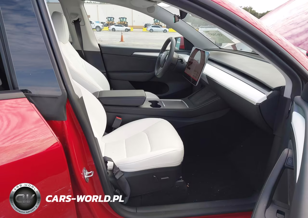 2023 Tesla Model Y Performance Dual Motor All-Wheel Drive VIN:7SAYGDEF1PF924285 - 5