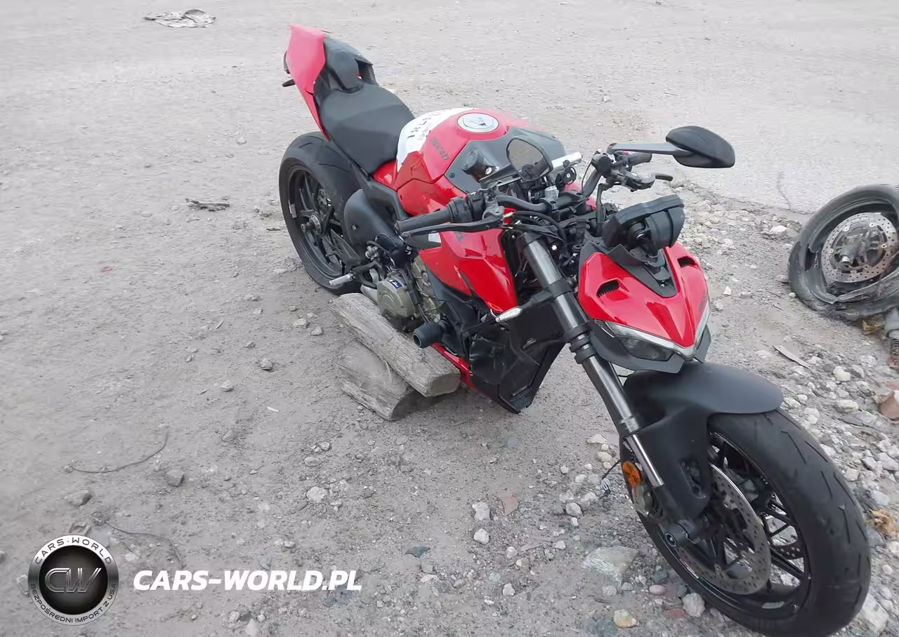 2024 Ducati Streetfighter V4-V4S