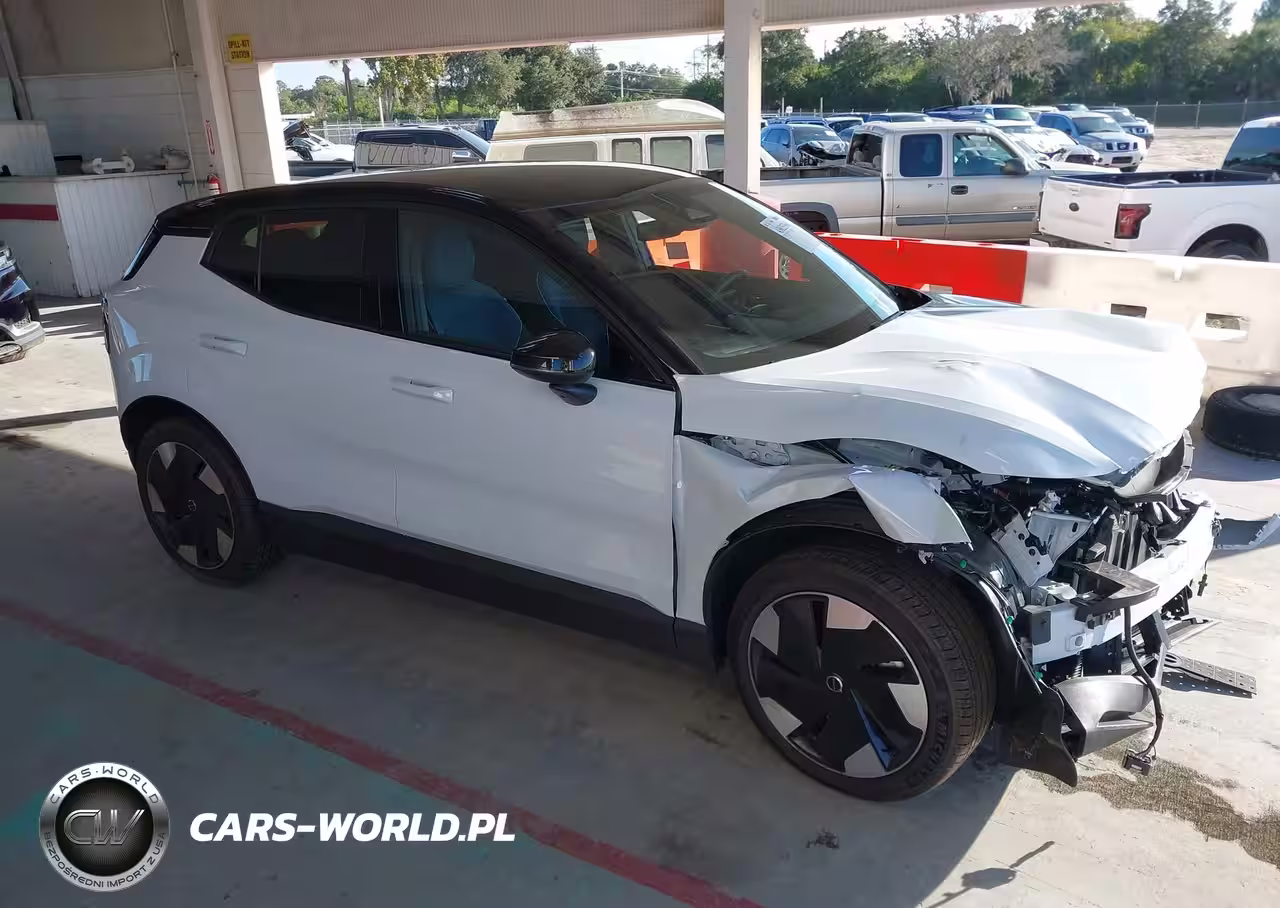 2025 Volvo Ex30 Twin Motor Ultra