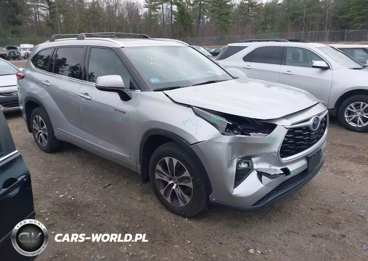 2021 Toyota Highlander Hybrid Xle