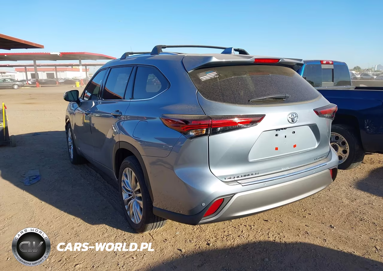 2024 Toyota Highlander Platinum VIN:5TDKDRAH6RS536225 - 3