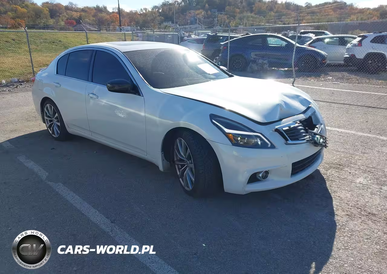 2013 Infiniti G37X