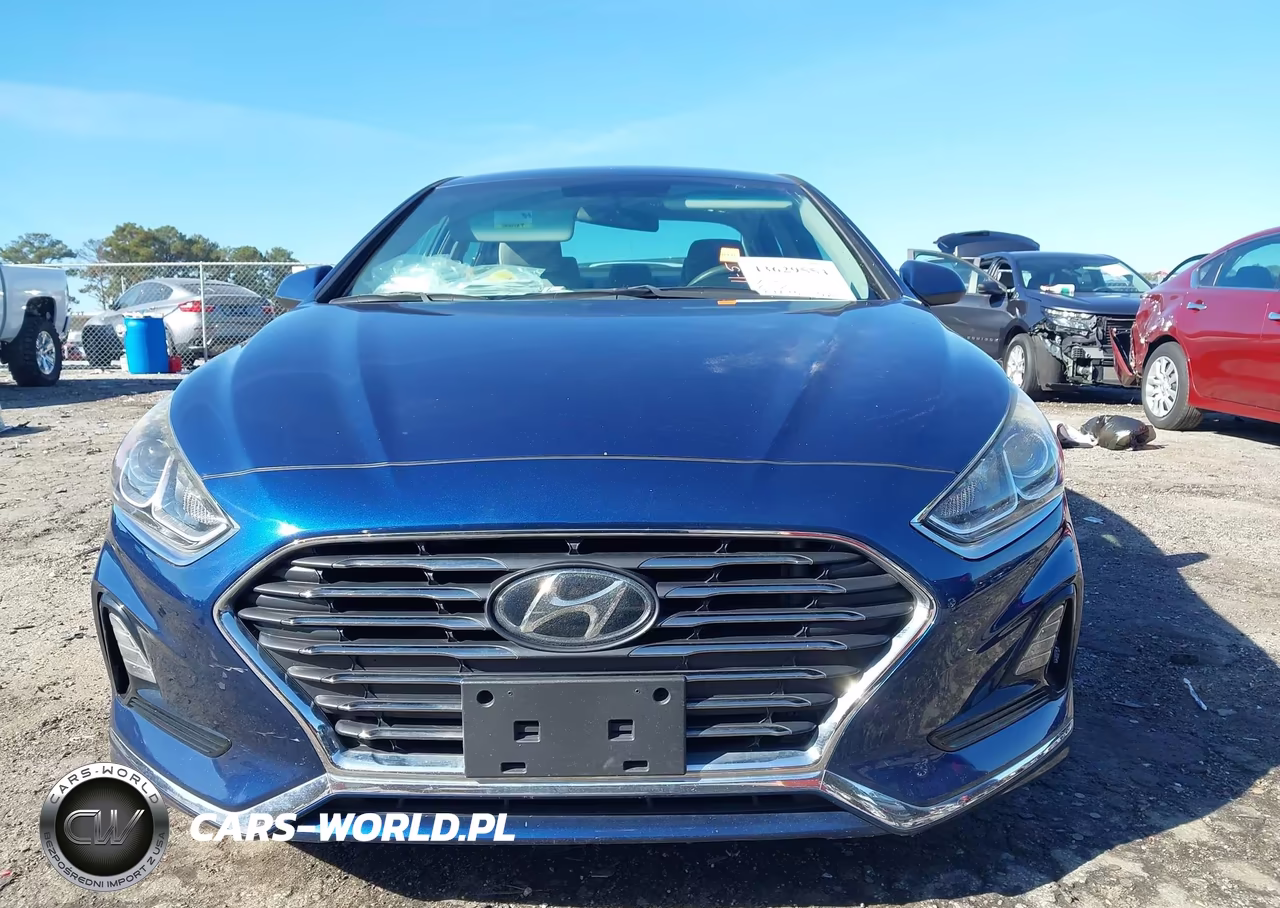2018 Hyundai Sonata Se VIN:5NPE24AF0JH657007 - 11