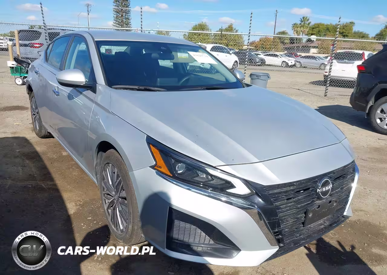 2023 Nissan Altima Sv Intelligent Awd