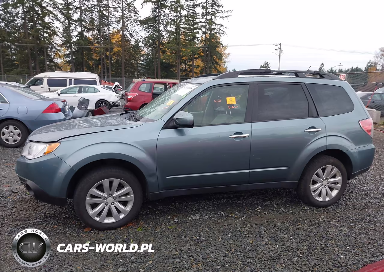 2011 Subaru Forester 2.5X Premium VIN:JF2SHADC9BH780629 - 13