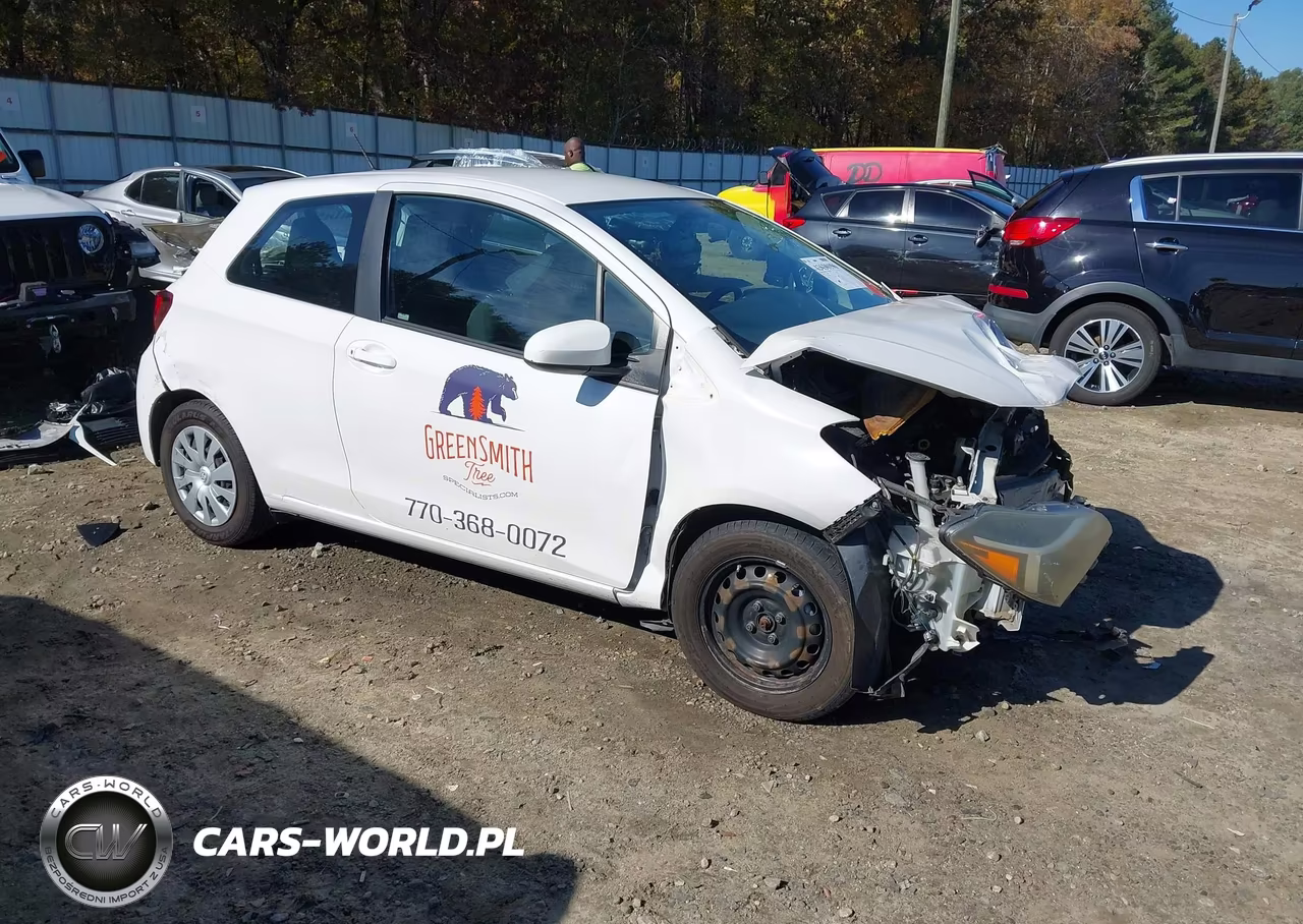 2015 Toyota Yaris L
