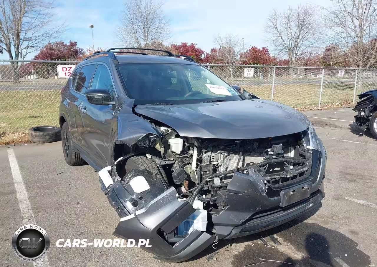 2018 Nissan Rogue Sv