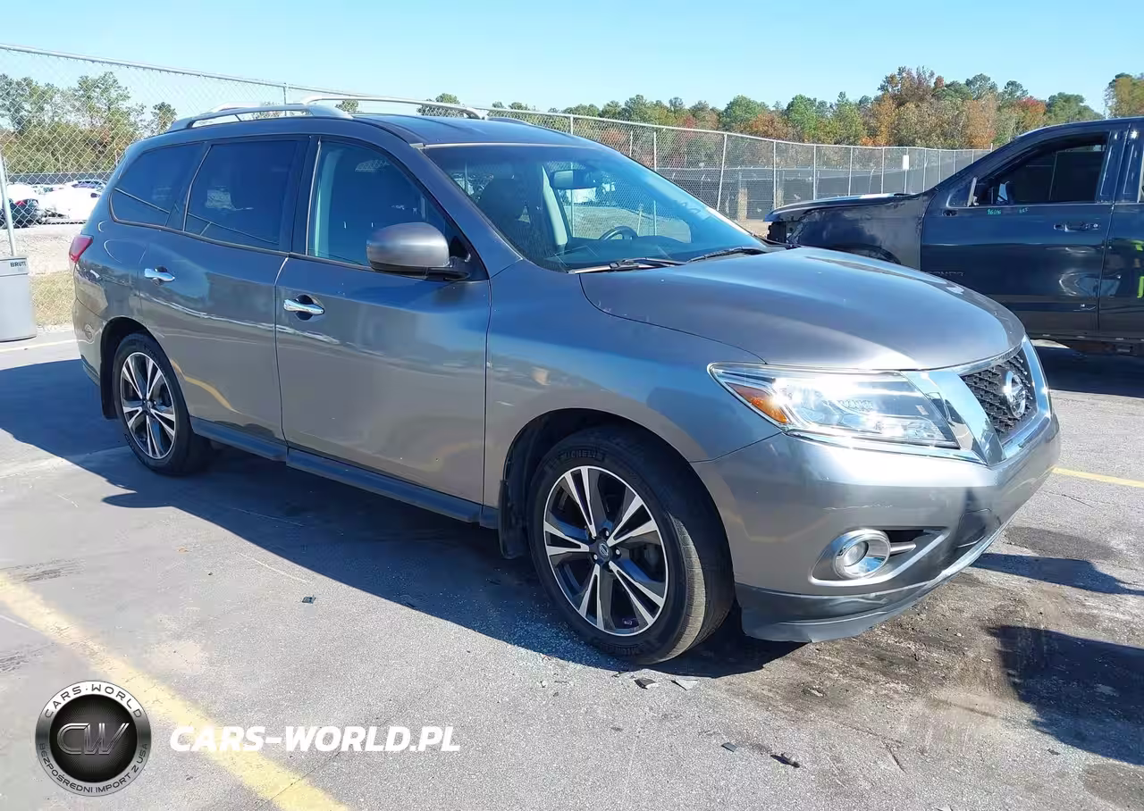 2015 Nissan Pathfinder Sv