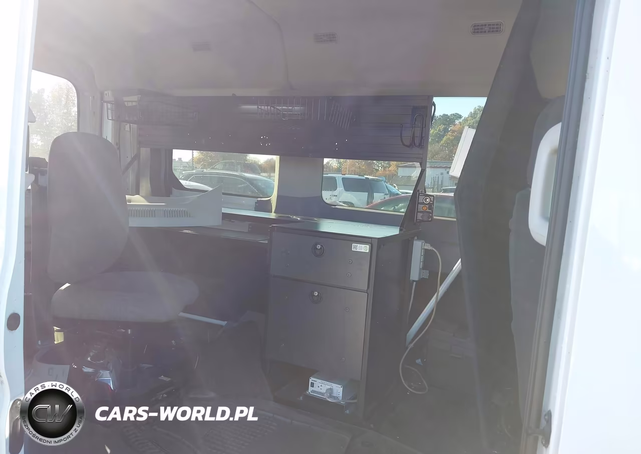 2017 Ford Transit-150 Xlt VIN:1FDZK1CM9HKA53622 - 8