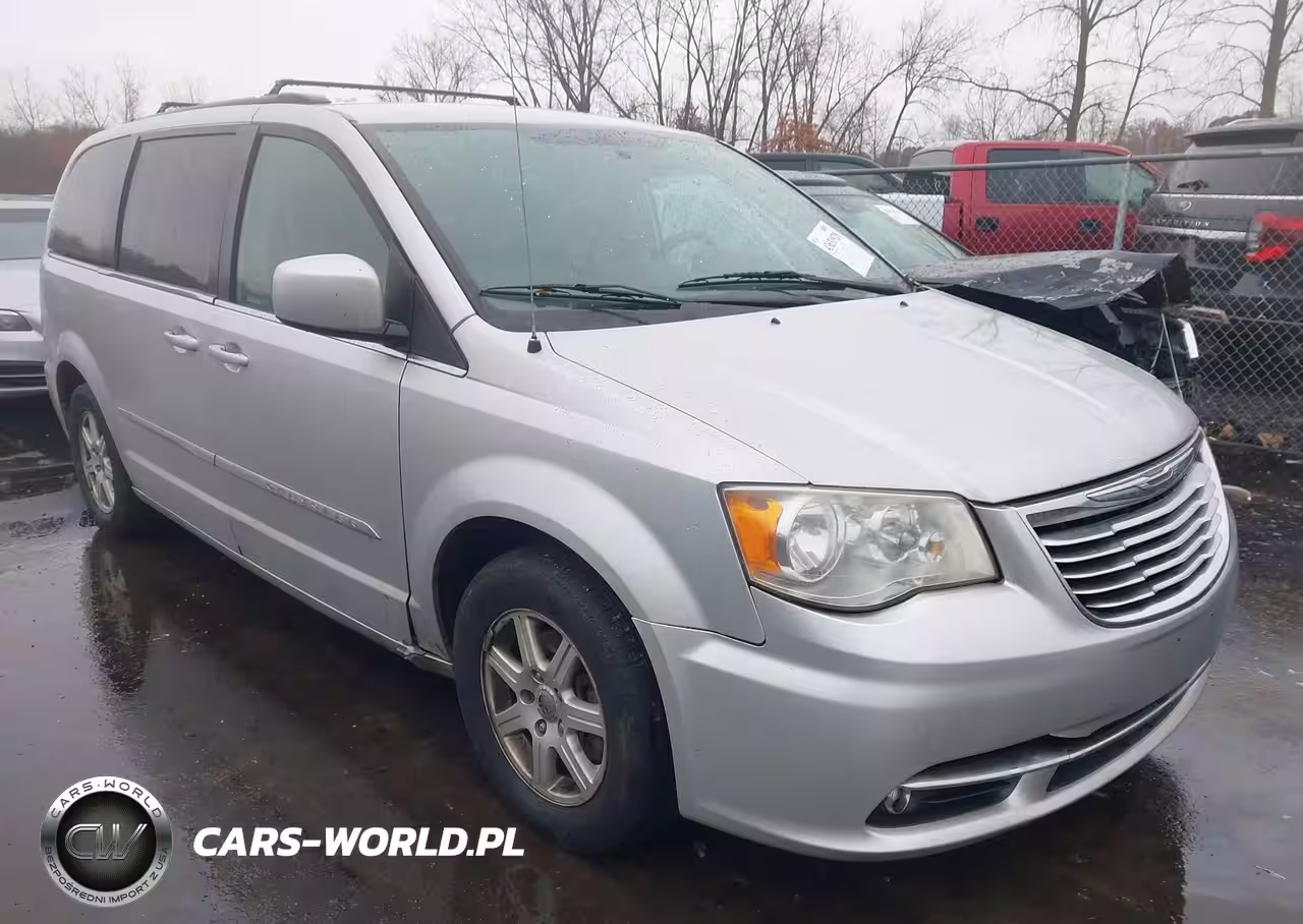 2011 Chrysler Town & Country Touring