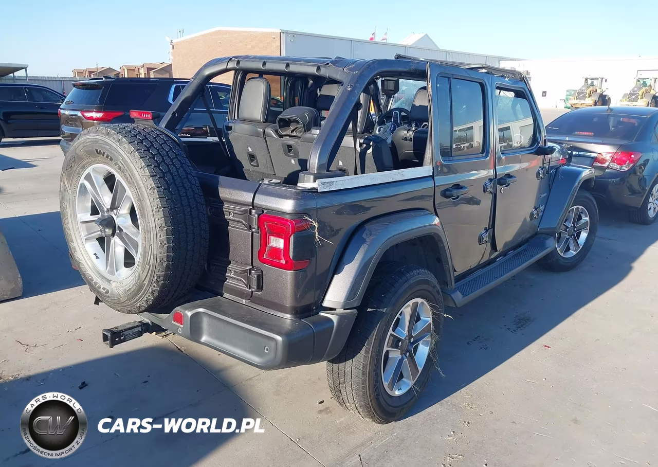 2021 Jeep Wrangler Unlimited Sahara 4X4 VIN:1C4HJXEN8MW788705 - 4
