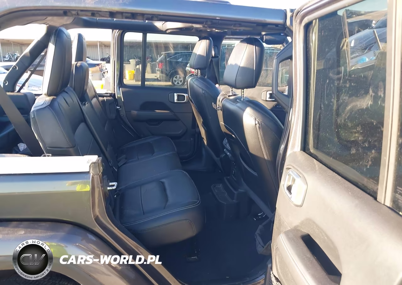 2021 Jeep Wrangler Unlimited Sahara 4X4 VIN:1C4HJXEN8MW788705 - 8