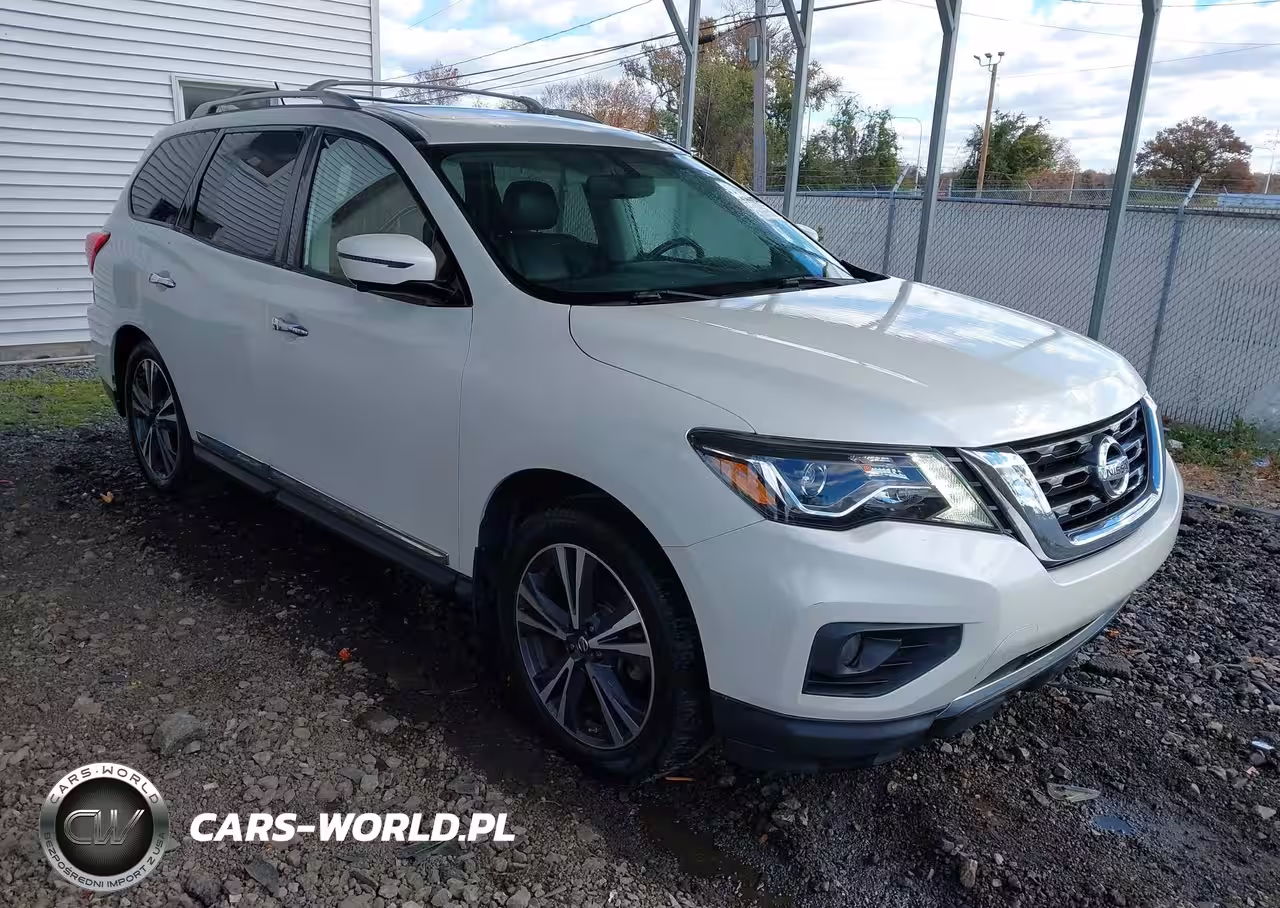 2017 Nissan Pathfinder Platinum