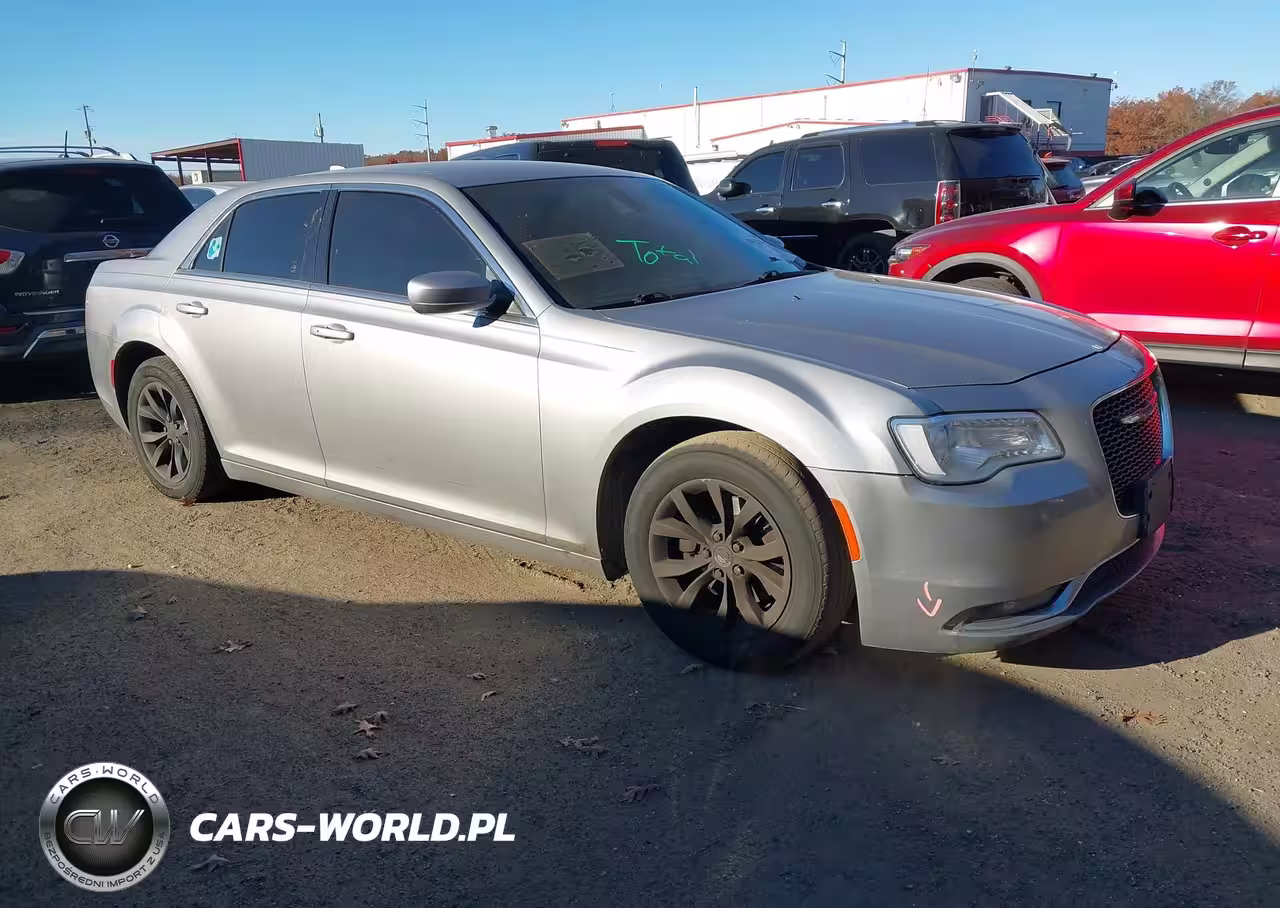 2015 Chrysler 300 Limited