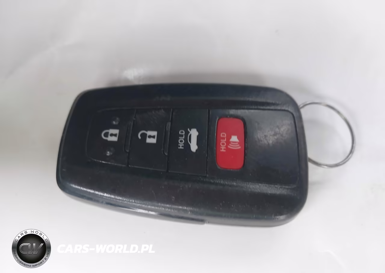 2020 Toyota Camry Le Hybrid VIN:4T1C31AK0LU533761 - 11