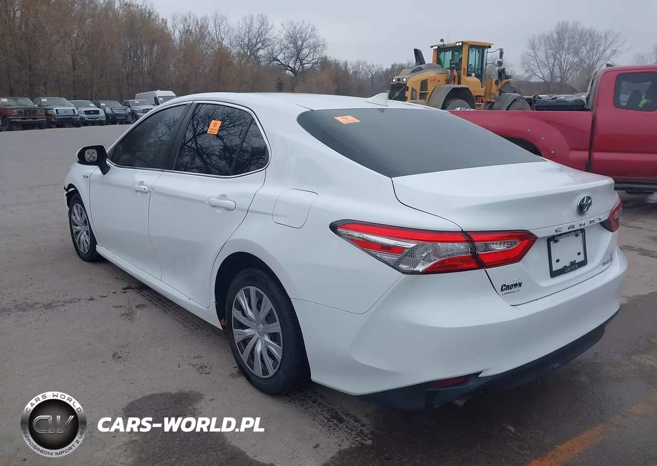 2020 Toyota Camry Le Hybrid VIN:4T1C31AK0LU533761 - 3