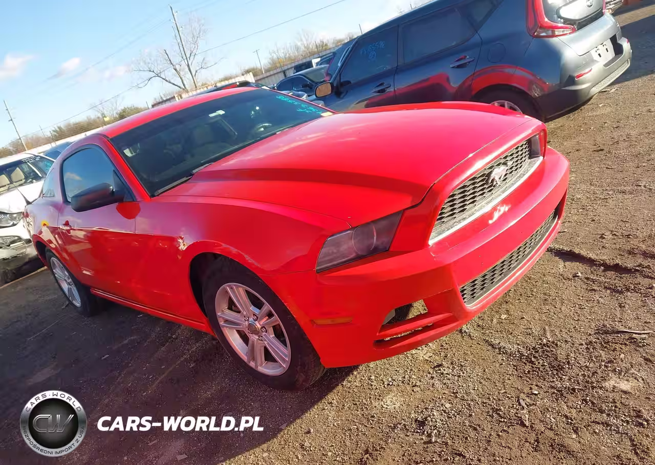 2014 Ford Mustang V6