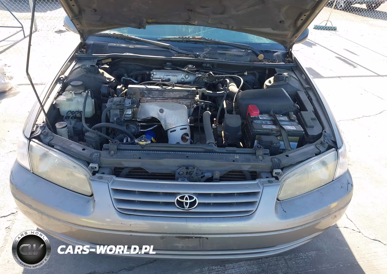 1999 Toyota Camry Le VIN:4T1BG28K0XU520753 - 10
