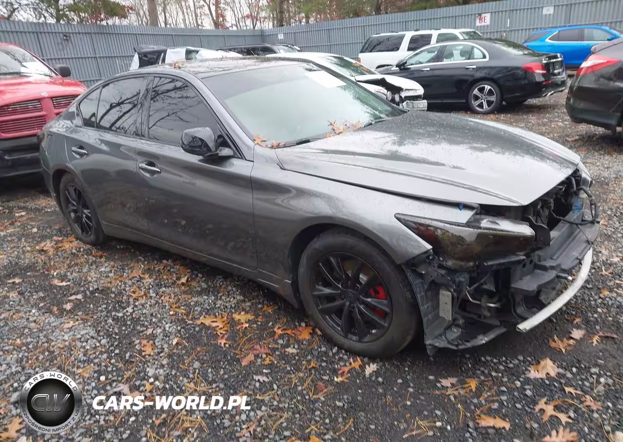 2014 Infiniti Q50 Premium