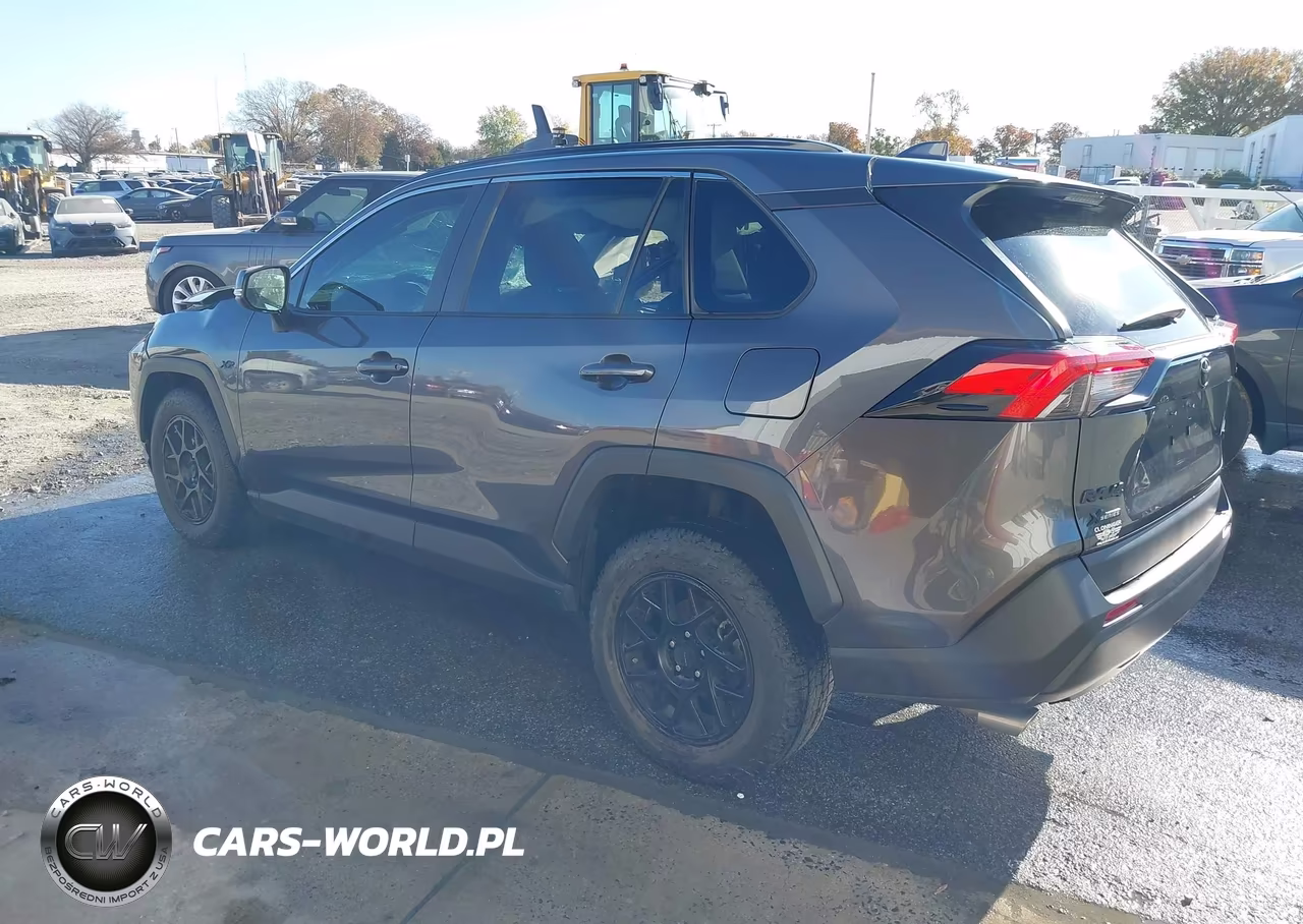 2022 Toyota Rav4 Xle VIN:2T3W1RFV2NC187373 - 3