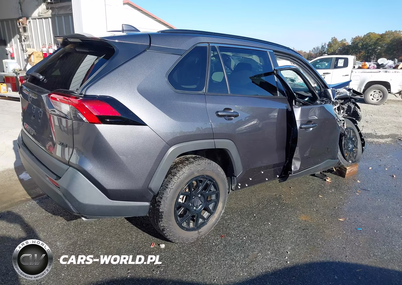 2022 Toyota Rav4 Xle VIN:2T3W1RFV2NC187373 - 4