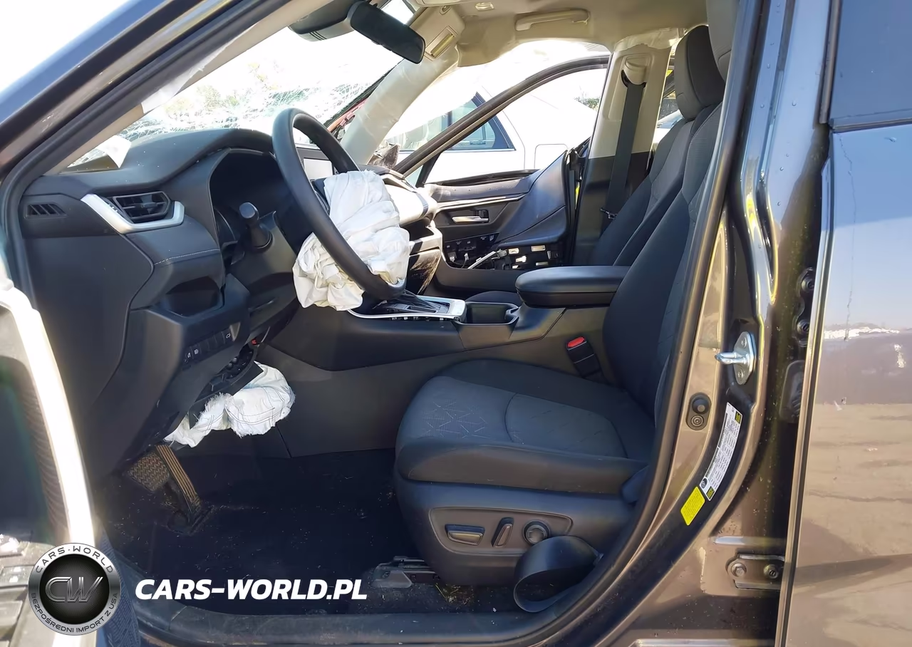 2022 Toyota Rav4 Xle VIN:2T3W1RFV2NC187373 - 5