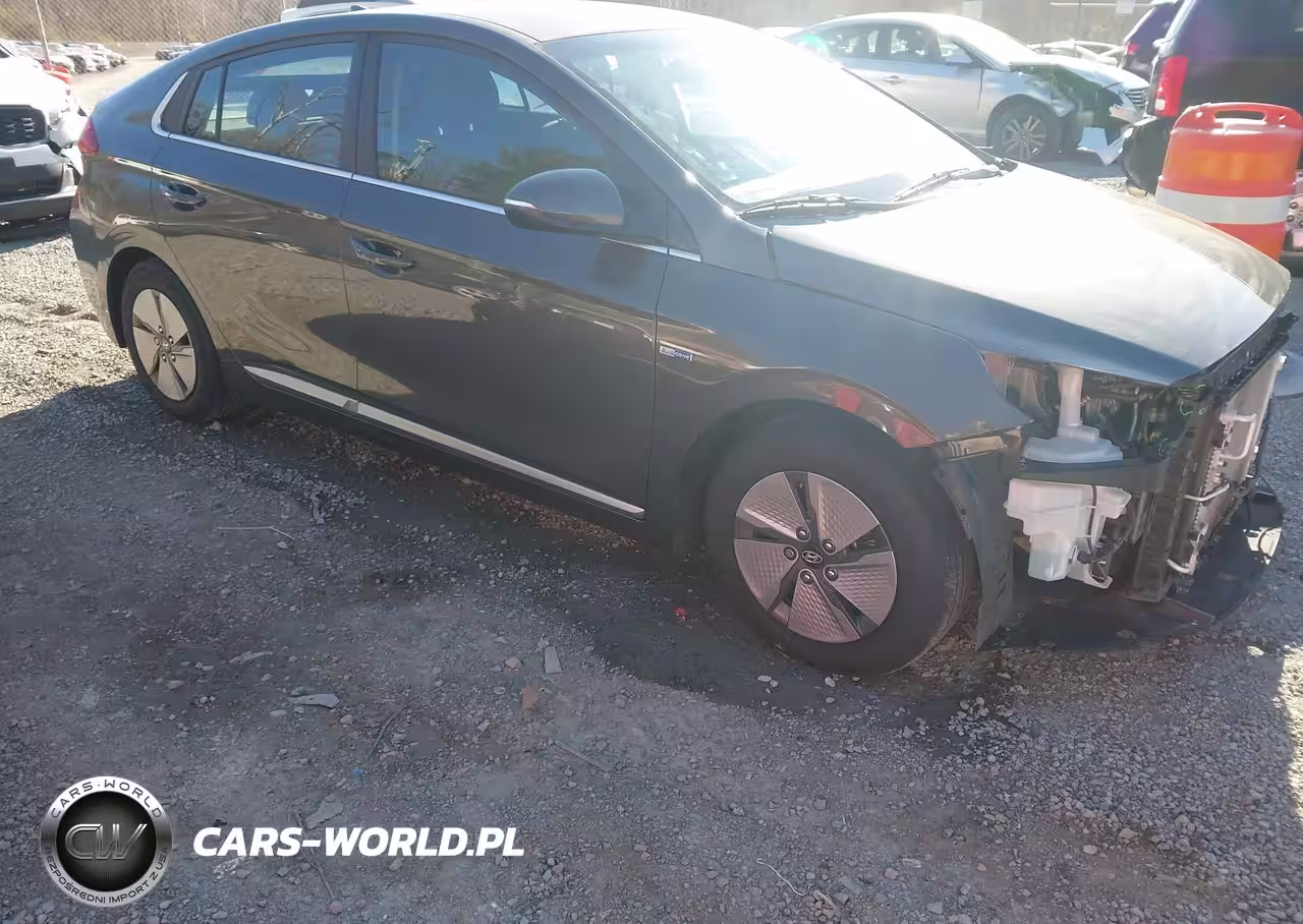 2020 Hyundai Ioniq Hybrid Se