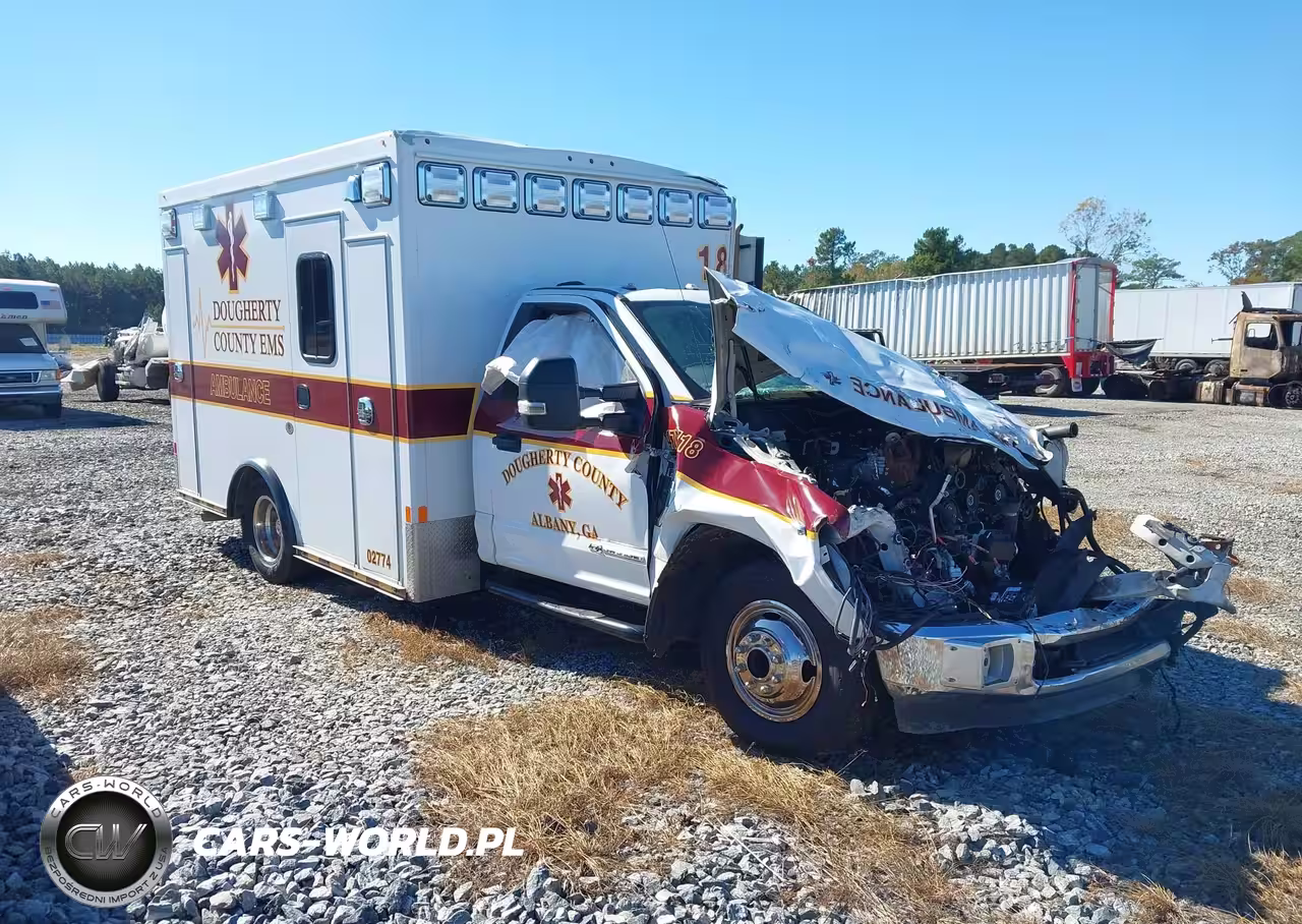2020 Ford F-350 Chassis Xlt