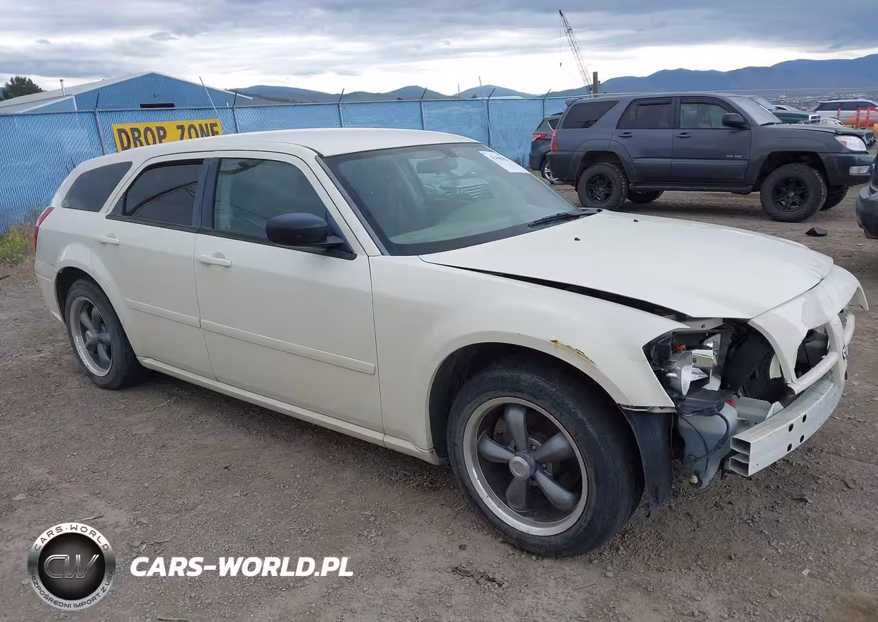 2005 Dodge Magnum Se