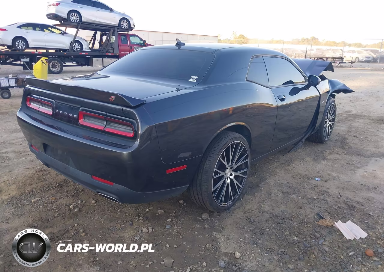 2018 Dodge Challenger Gt Awd VIN:2C3CDZGG1JH322818 - 4