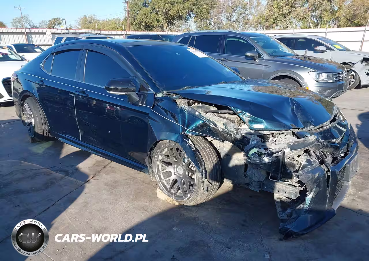 2018 Toyota Camry Xse