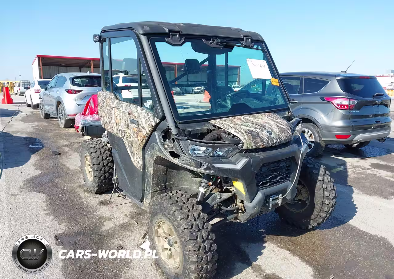 2024 Can-Am Defender Limited Cab Hd10