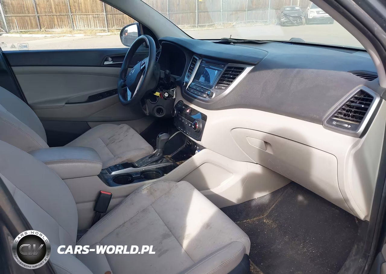 2017 Hyundai Tucson Se VIN:KM8J3CA43HU443418 - 5
