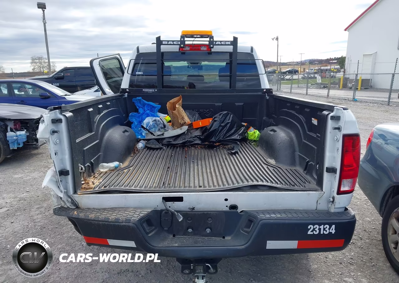 2023 Ram 1500 Classic Tradesman 4X2 6'4 Box VIN:1C6RR6FG5PS535805 - 16