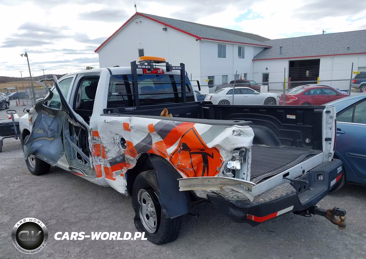 2023 Ram 1500 Classic Tradesman 4X2 6'4 Box VIN:1C6RR6FG5PS535805 - 6