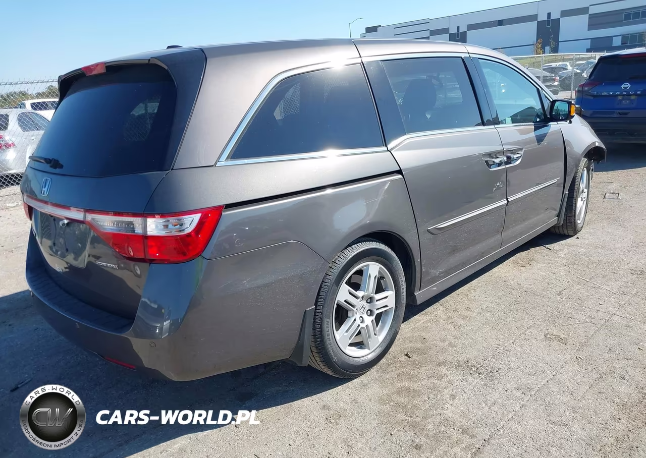 2012 Honda Odyssey Touring-Touring Elite VIN:5FNRL5H91CB037790 - 4