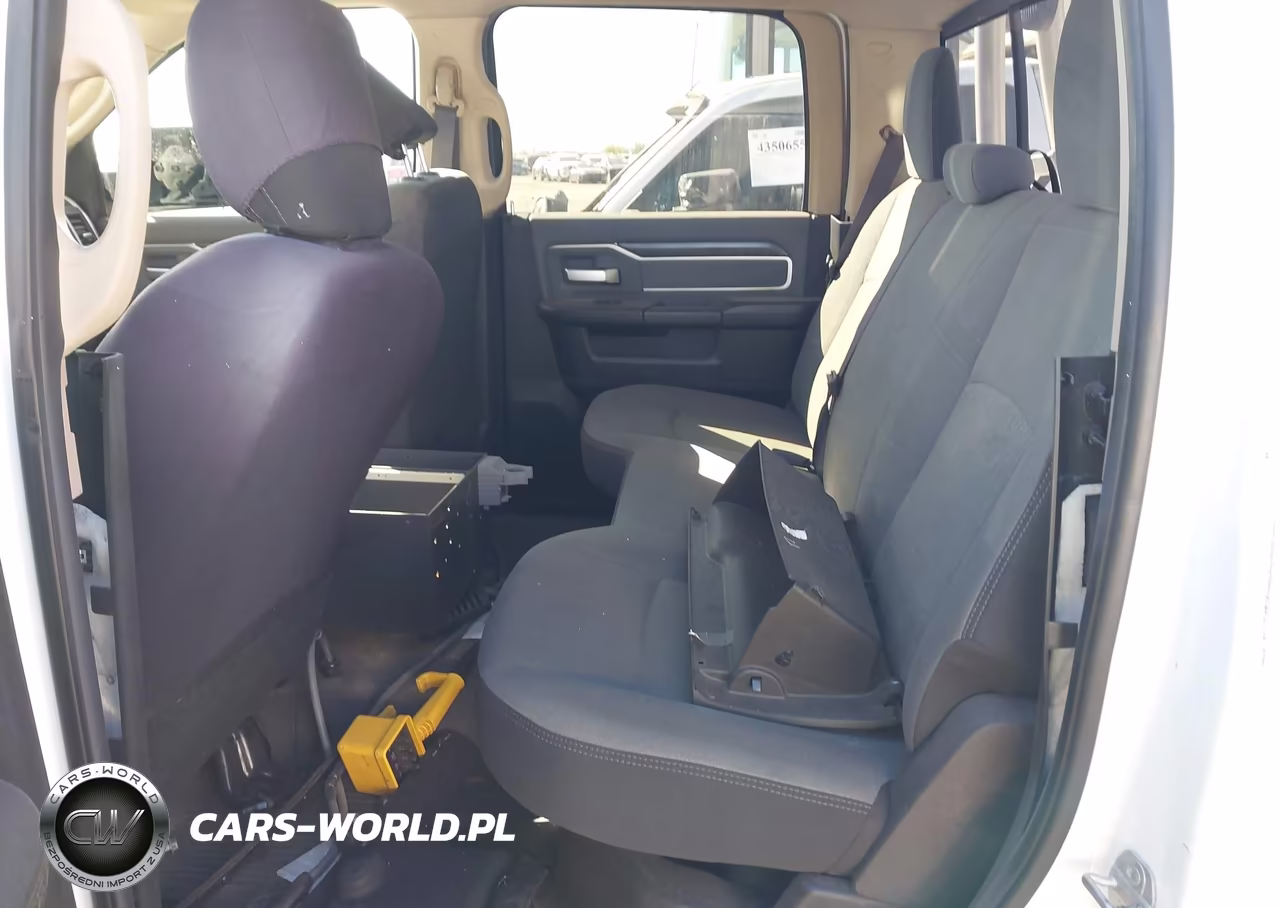 2019 Ram 5500 Chassis Tradesman-Slt-Laramie-Limited VIN:3C7WRMEL6KG560195 - 6