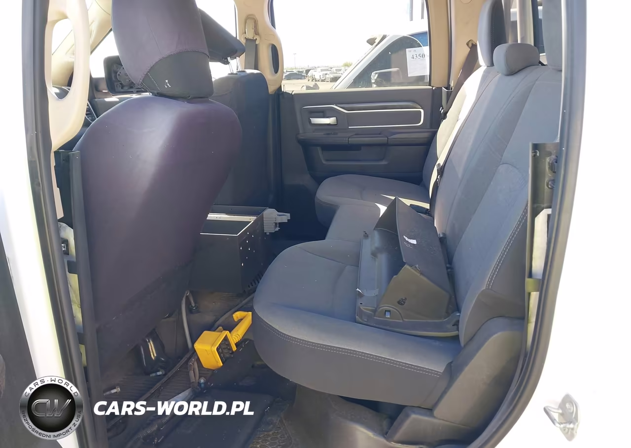 2019 Ram 5500 Chassis Tradesman-Slt-Laramie-Limited VIN:3C7WRMEL6KG560195 - 7