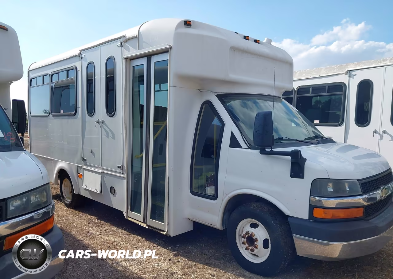 2015 Chevrolet Express Cutaway 4500 VIN:1GB6G5BG6F1237452 - 13